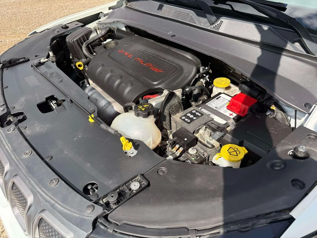 Used 2022 White Jeep Trailhawk image 18