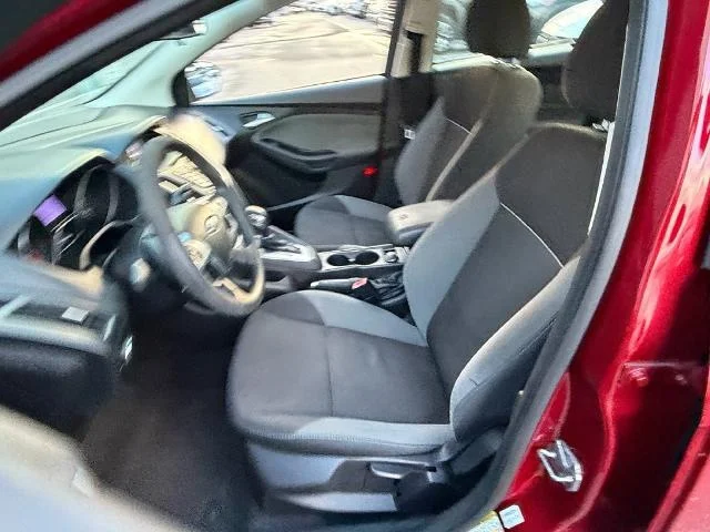 Used 2013 Ruby Red Metallic Ford SE image 36