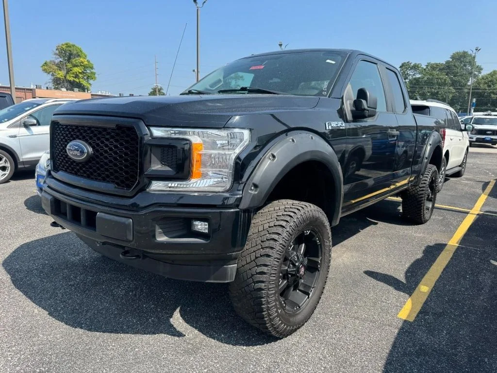 Used 2018 Shadow Black Ford XL image 6