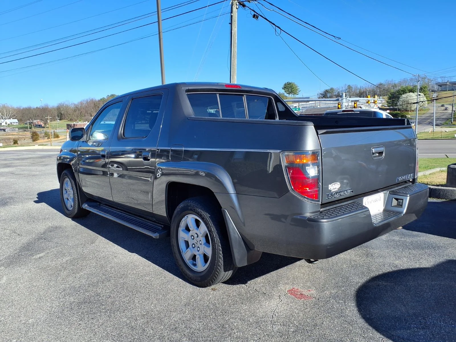 Used 2007 Aberdeen Green Metallic Gn Honda RTL image 2