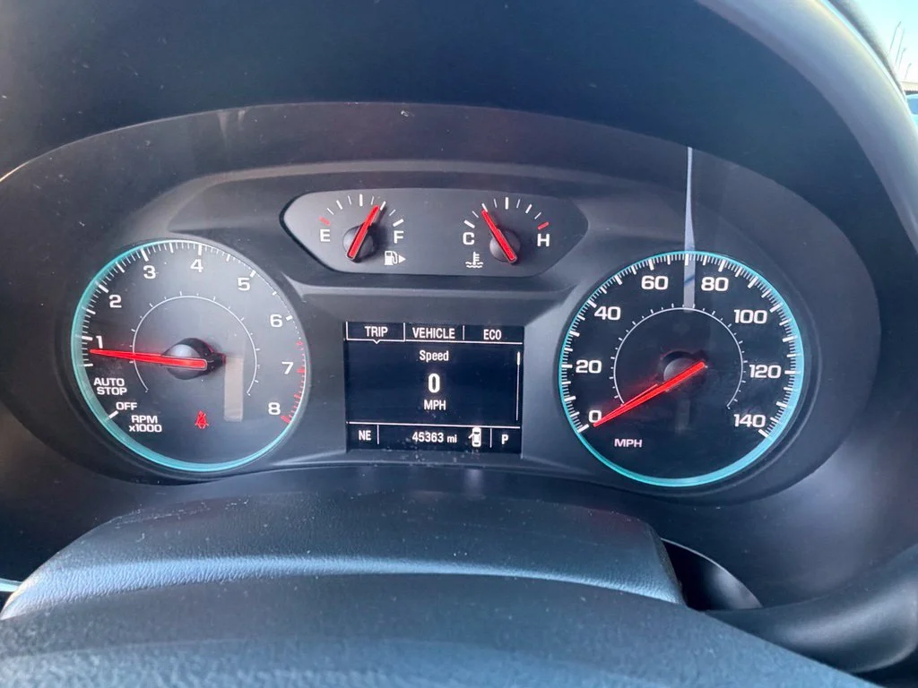 Used 2025 Night Shade Metallic Chevrolet 1LT image 16