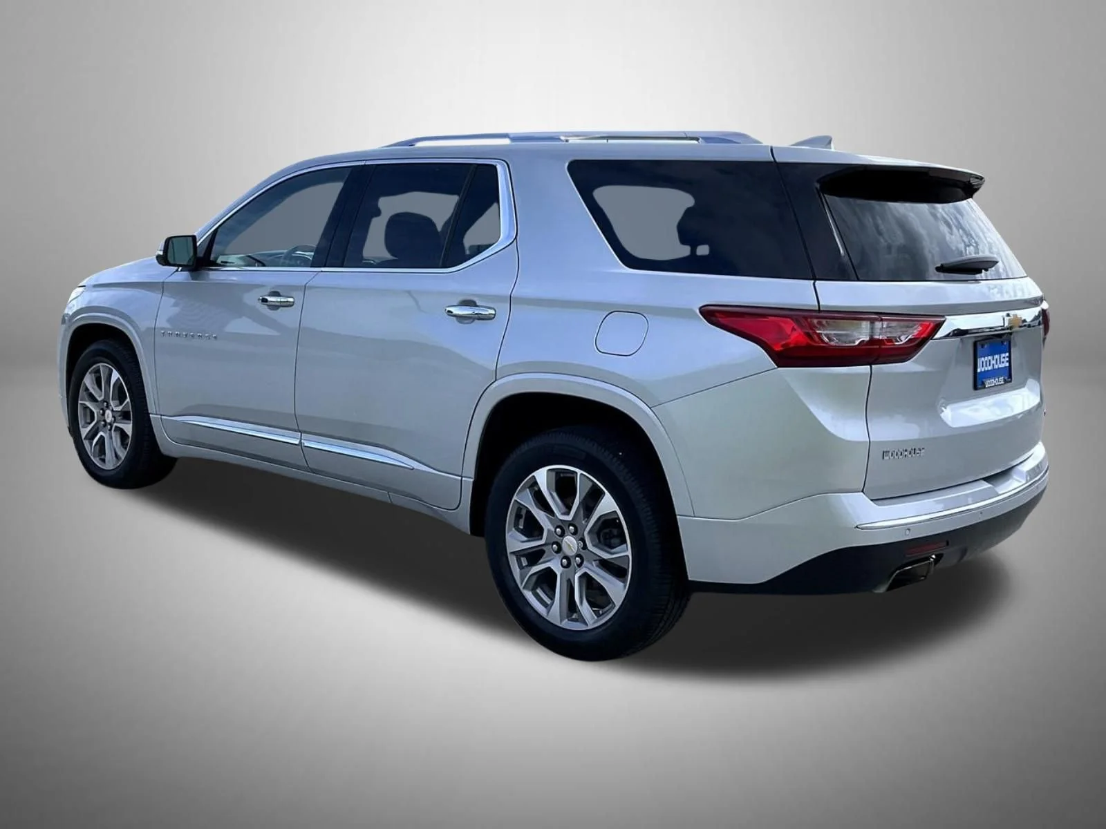 Used 2021 Silver Chevrolet Premier image 7