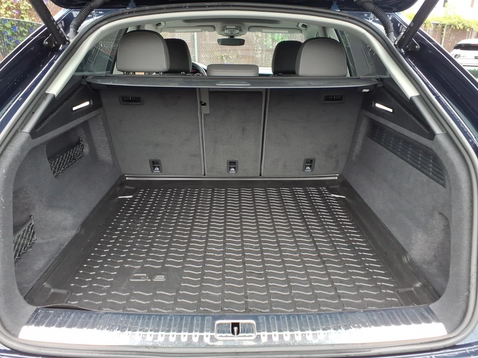 Used 2024 Blue Audi  image 27