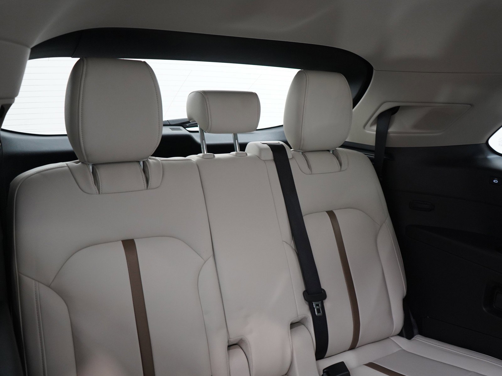 Certified Used 2024 Platinum Quartz Mazda Premium Plus image 12