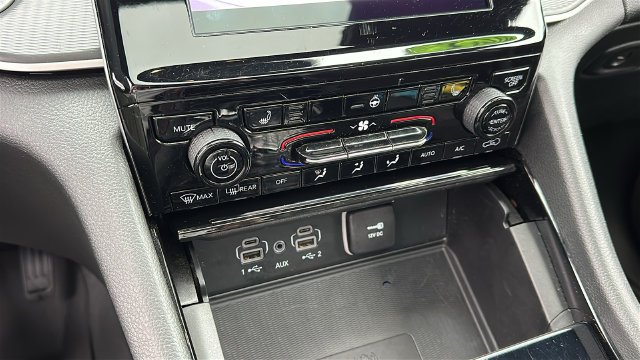 2023 Jeep Grand Cherokee L Altitude - Photo 18