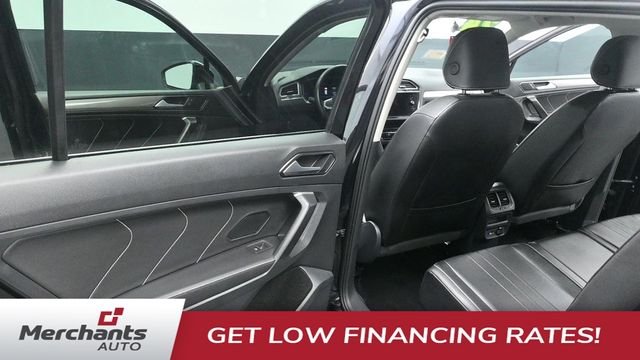 Used 2024 Black Volkswagen 2.0T SE image 23