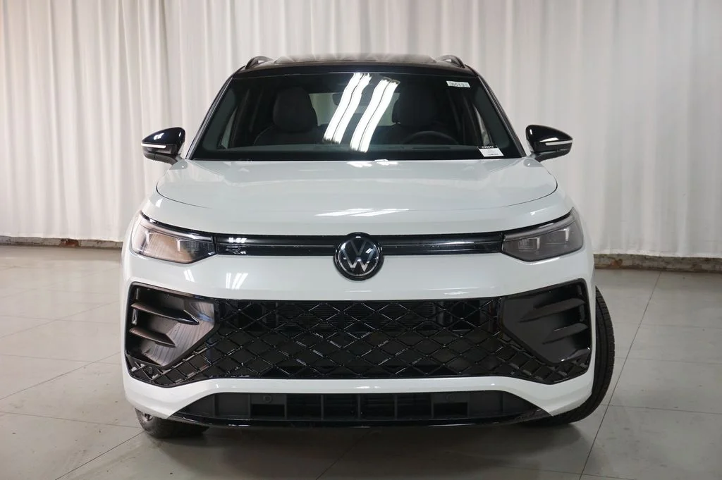 New 2026 Opal White Volkswagen 2.0T SE R-Line Black image 5