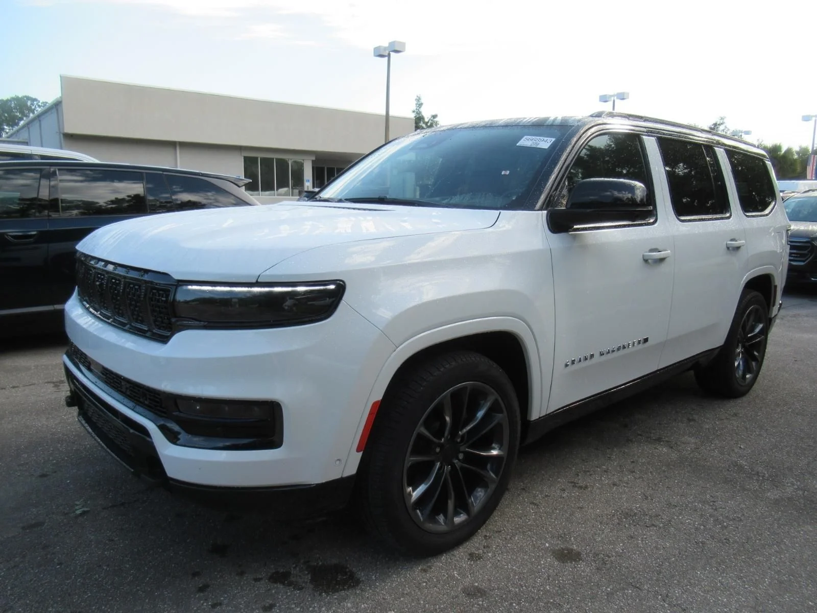 Used 2025 White Jeep Series III image 4