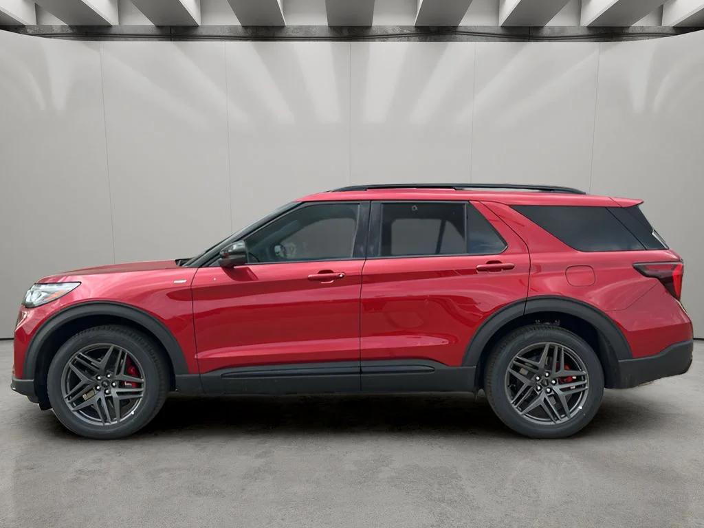 New 2026 Rapid Red Metallic Tinted Clearcoat Ford ST-Line image 2