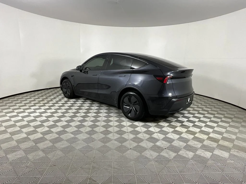 Used 2026 Green Tesla Long Range image 3