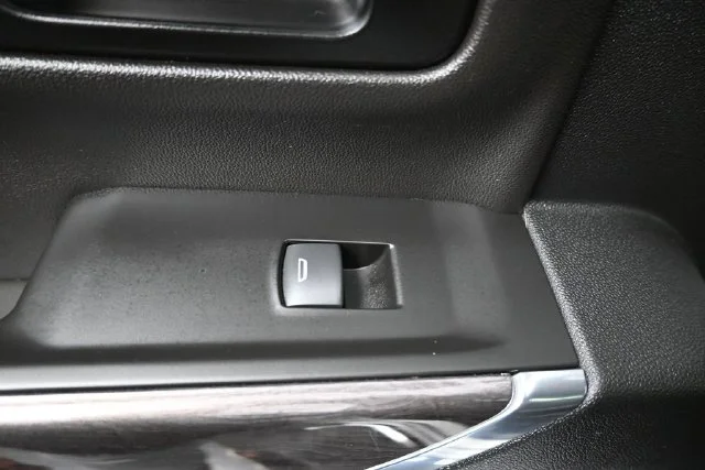Used 2020 Silver Chevrolet LTZ image 13