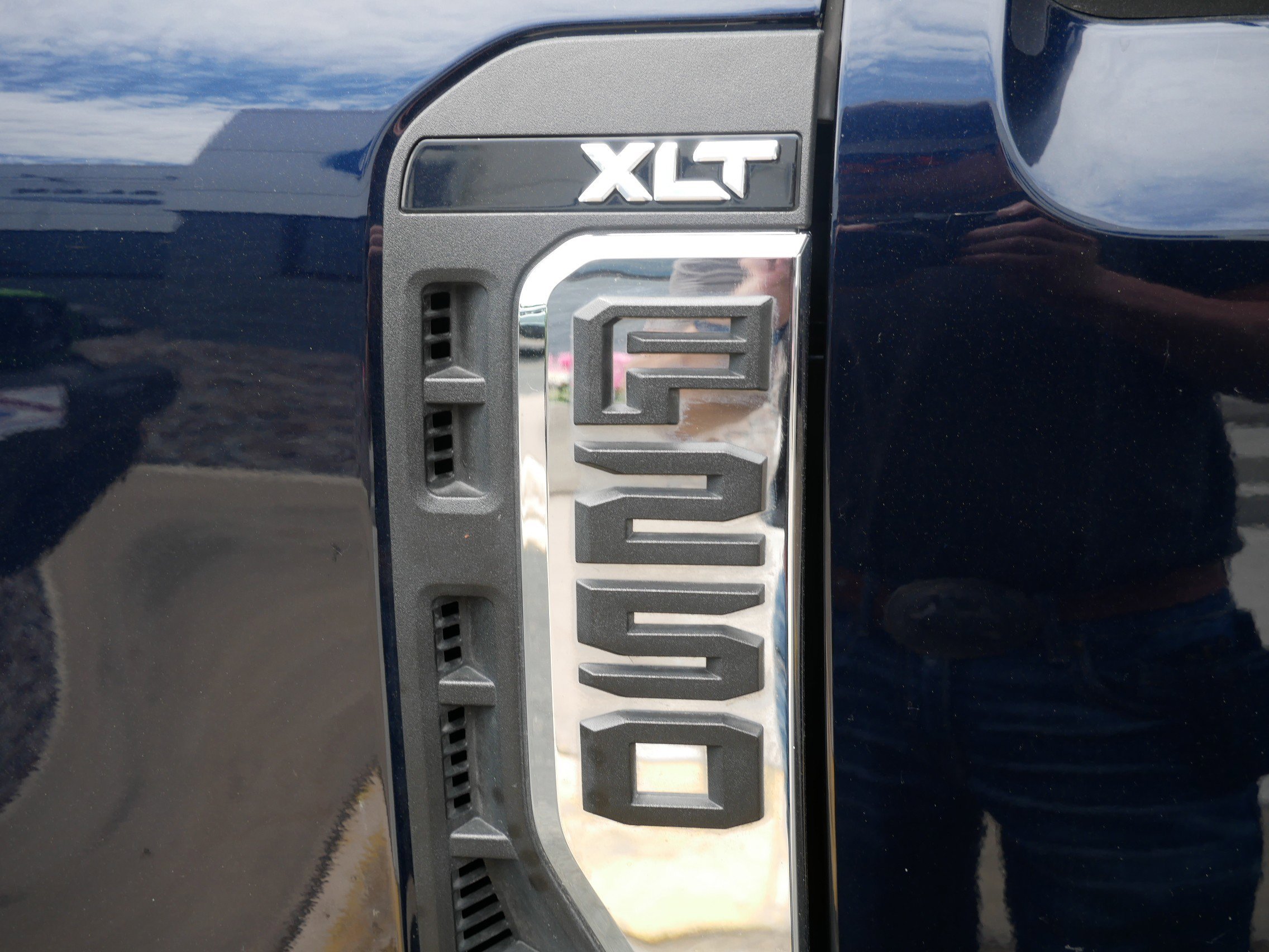 Used 2023 Blue Ford XLT image 11
