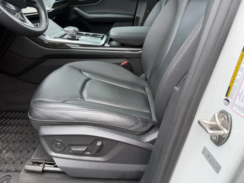 Used 2023 White Audi Premium 55 TFSI quattro Tiptronic image 12