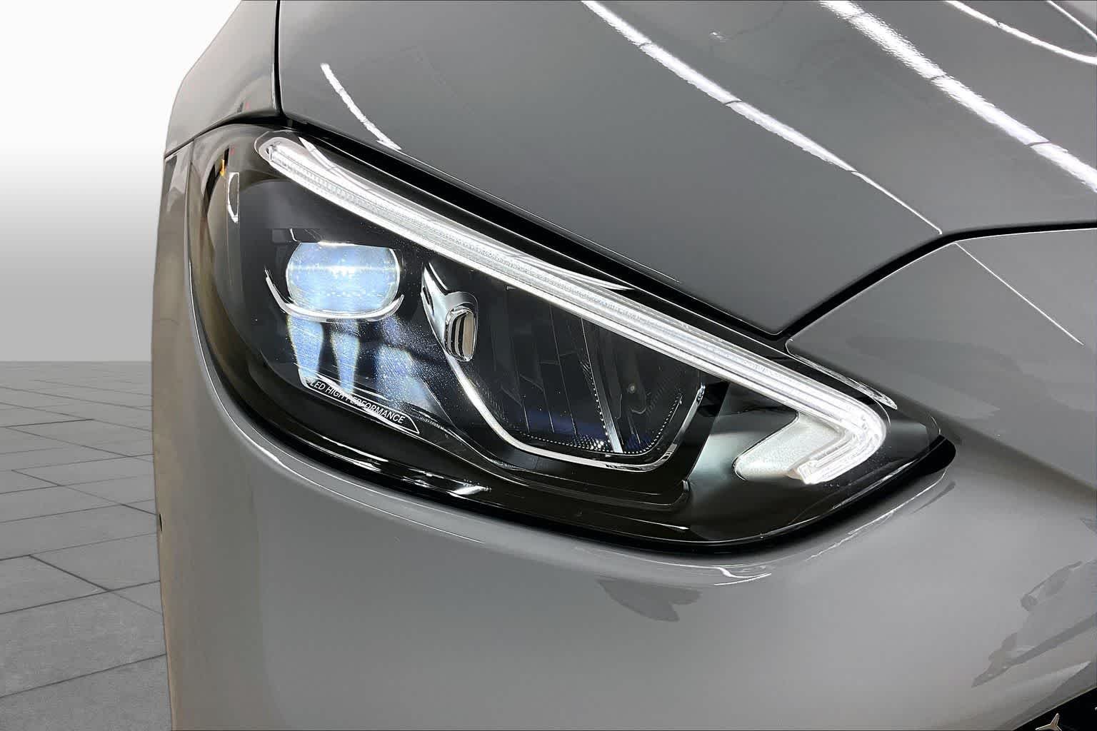 New 2026 MANUFAKTUR Alpine Grey Mercedes-Benz C 300 image 13