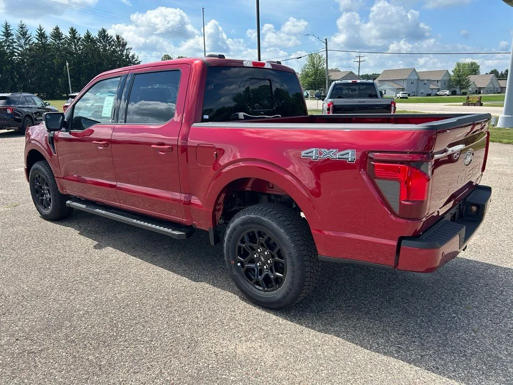 New 2026 Ruby Red Metallic Tinted Clearcoat Ford XLT image 5