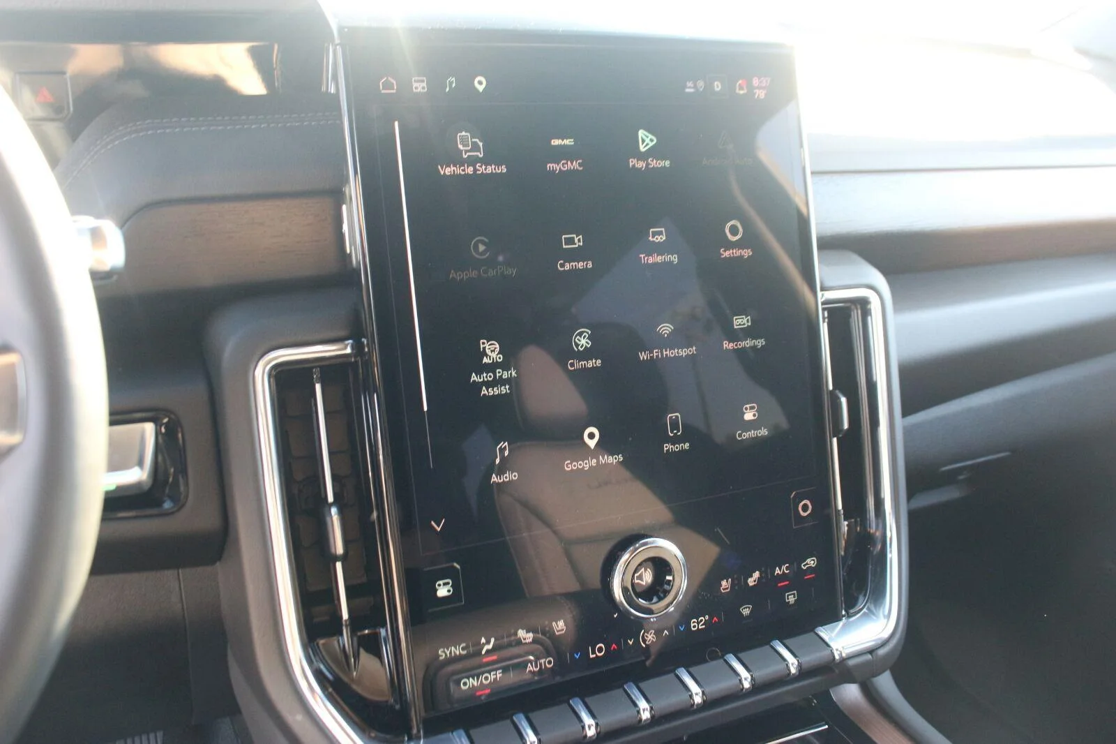 Used 2026 Onyx Black GMC Denali image 23