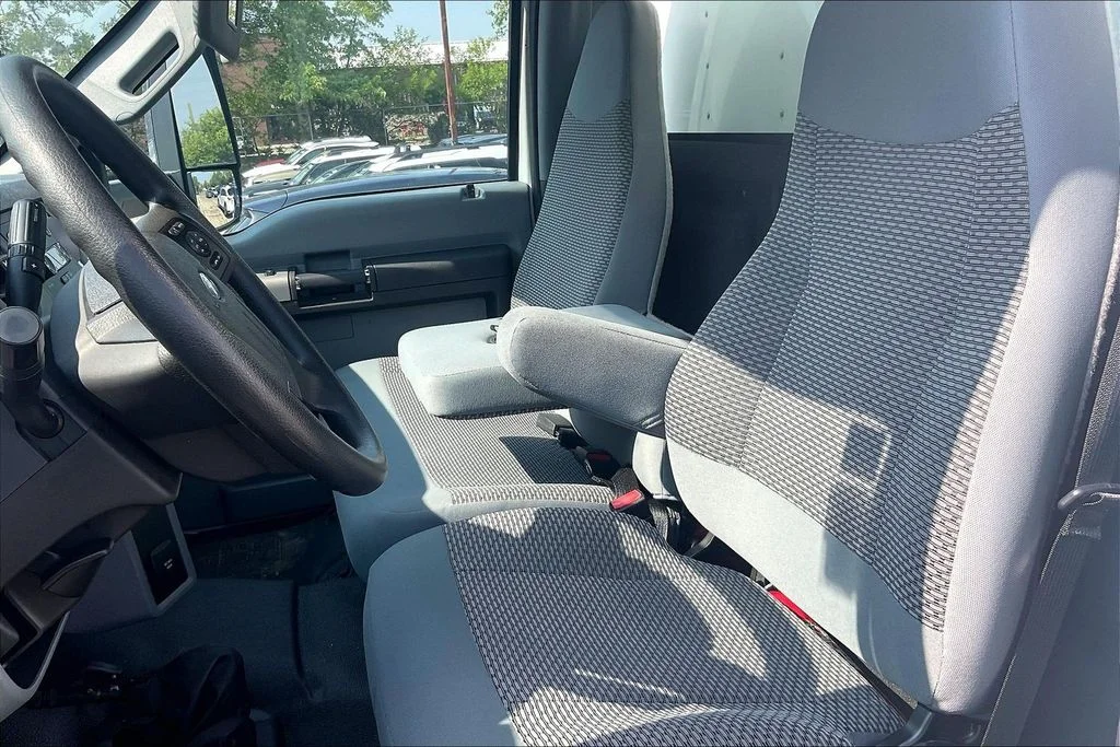 Used 2018 White Ford Base image 23