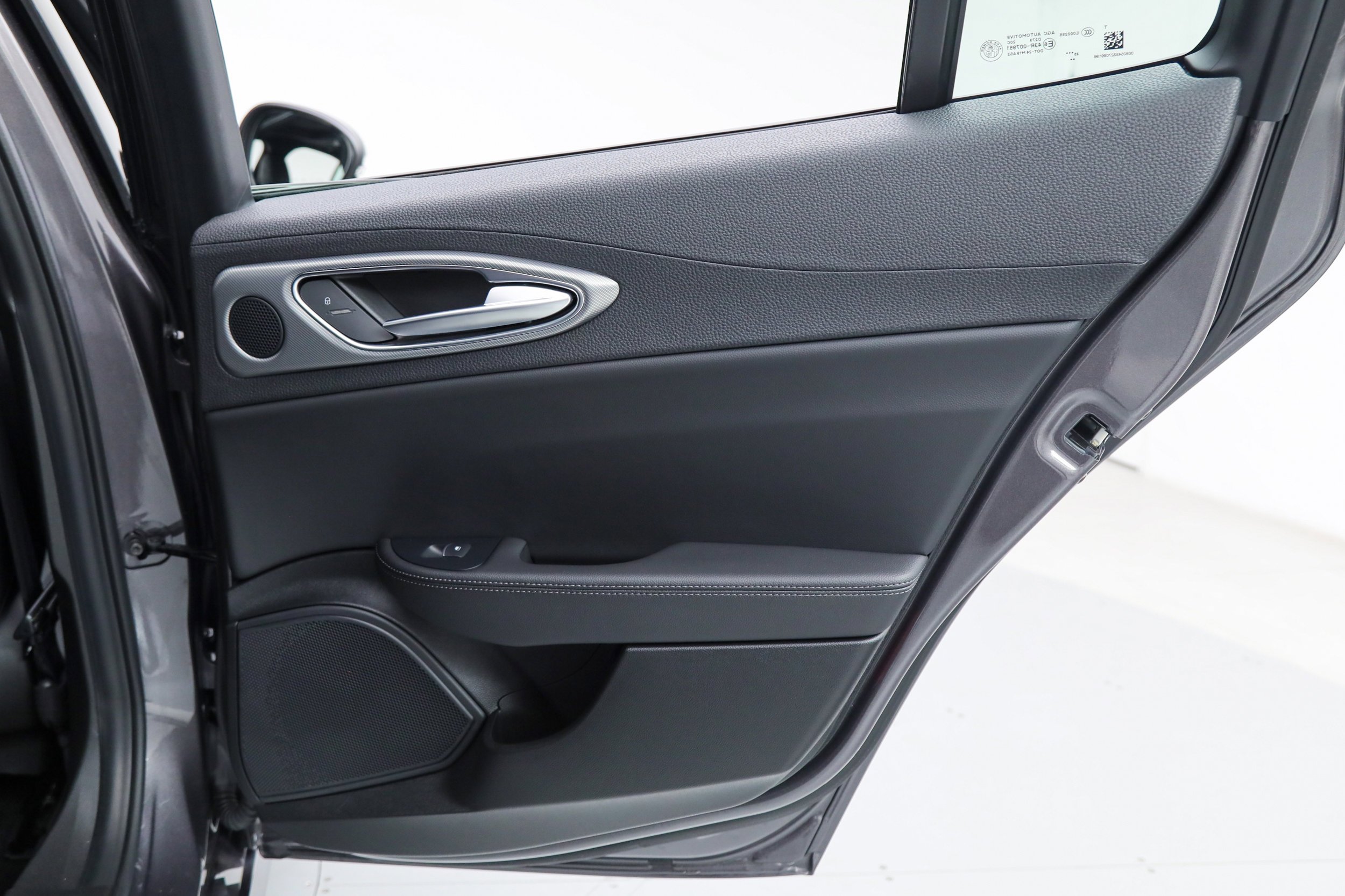 Used 2025 Gray Alfa Romeo  image 16