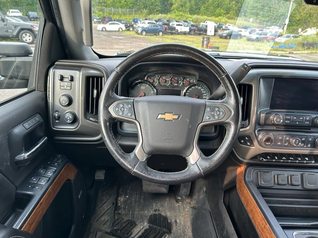 Used 2019 BLACK Chevrolet High Country image 17