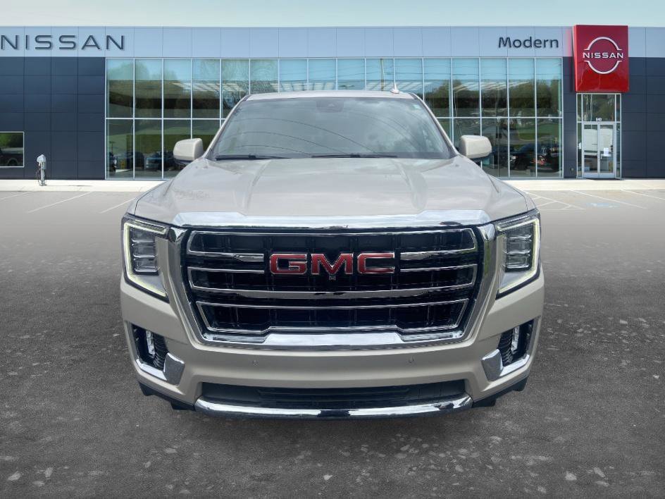 Used 2024 Pearl Beige Metallic GMC SLT image 2