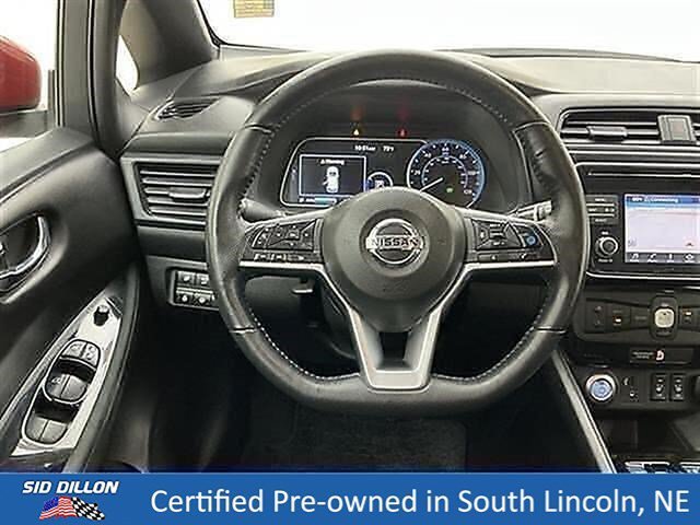Used 2018 Scarlet Ember Nissan SV image 20