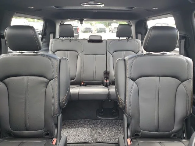 New 2026 Bright White Clear-Coat Exterior Paint Jeep 85th Anniversary Edition image 13