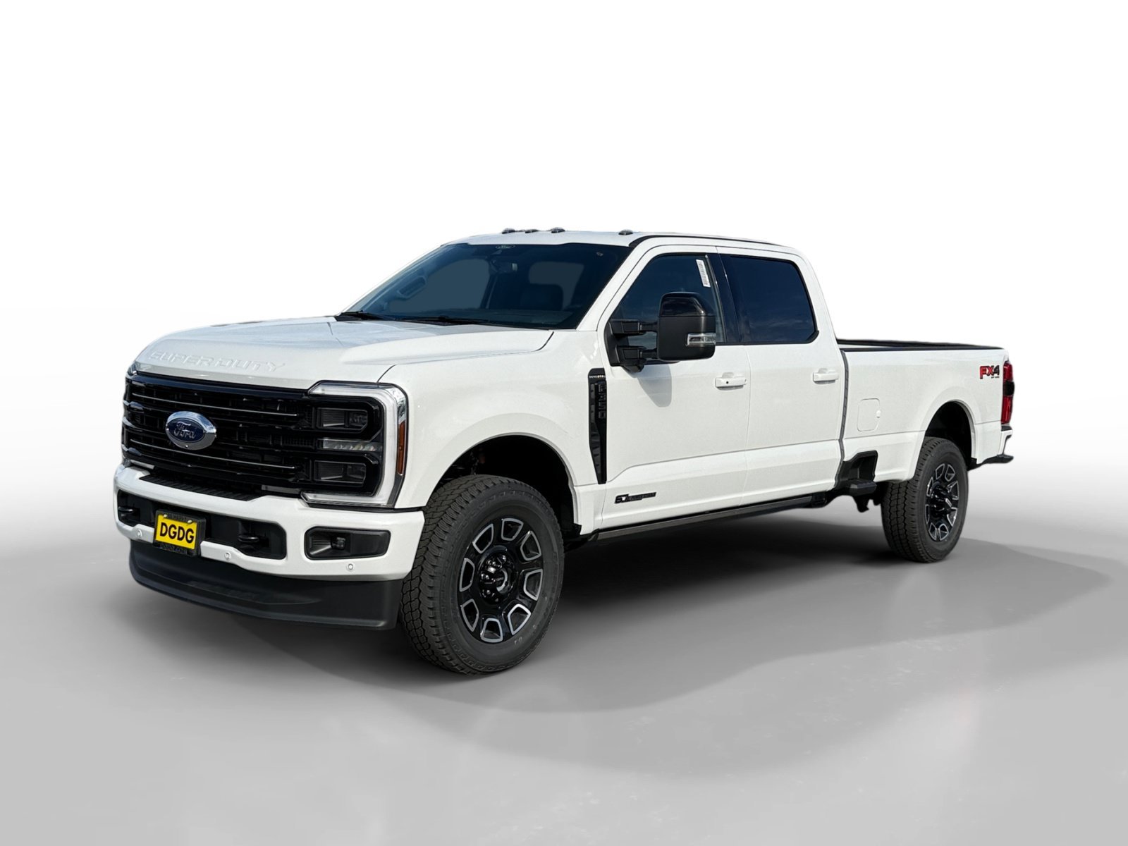 New 2026 Star White Metallic Tri-Coat Ford Platinum image 1