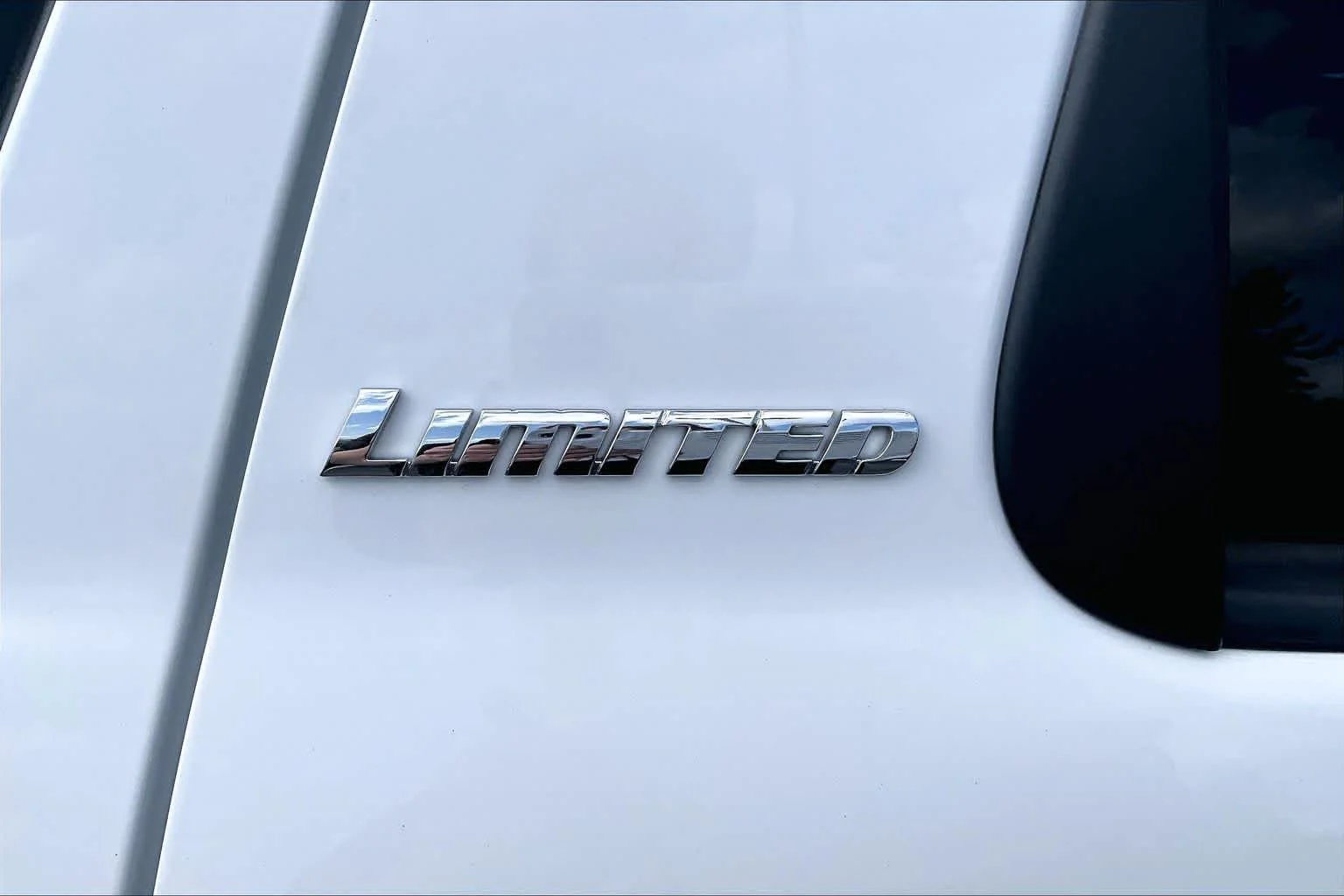 Used 2020 Super White Toyota Limited image 10