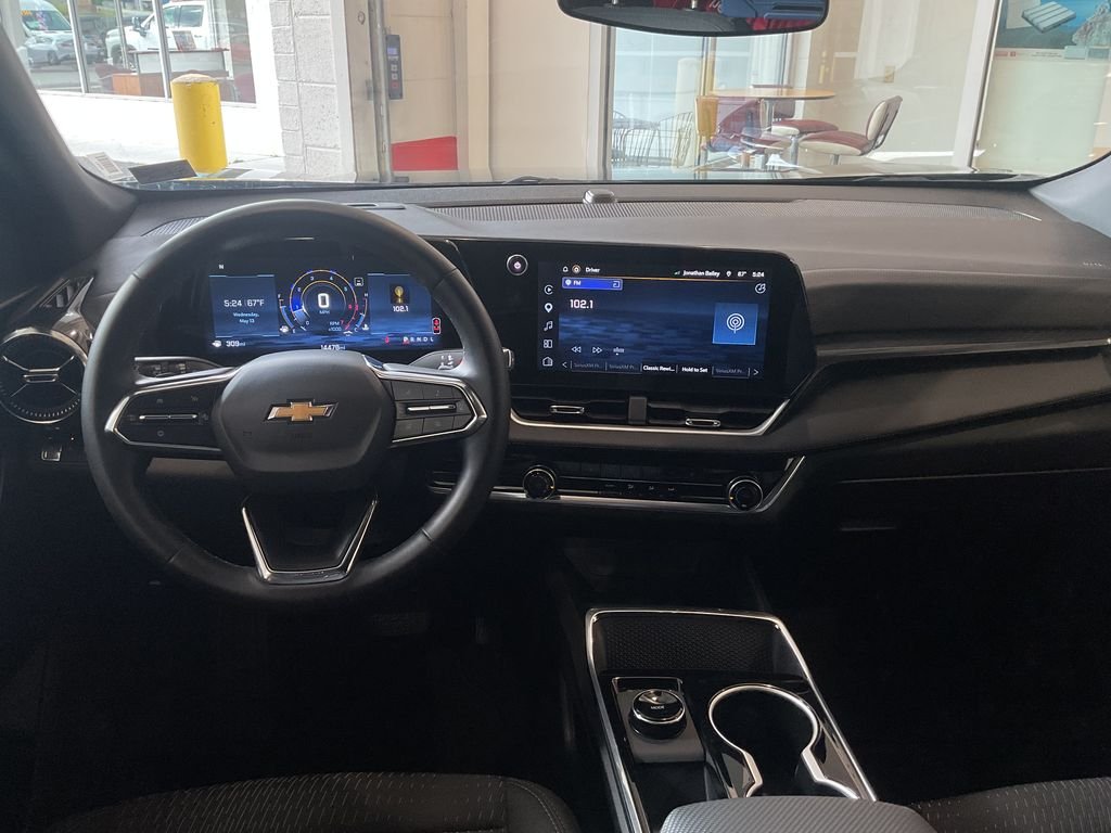 Used 2026 Black Chevrolet LT image 31
