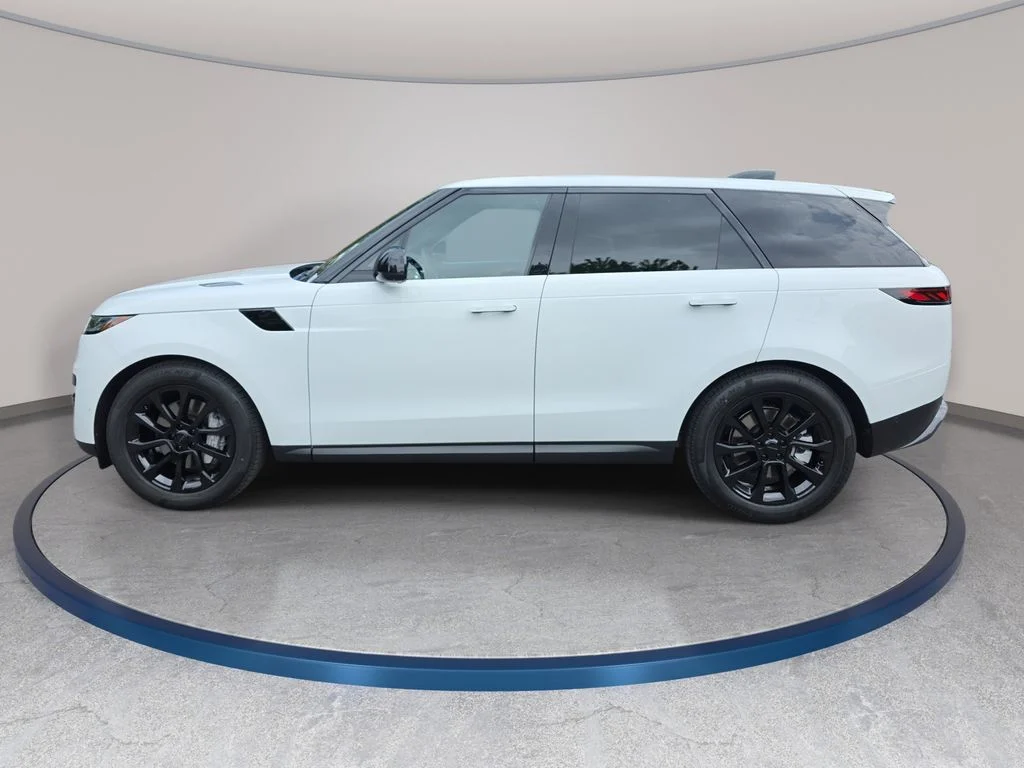Certified Used 2026 Fuji White Land Rover SE image 8