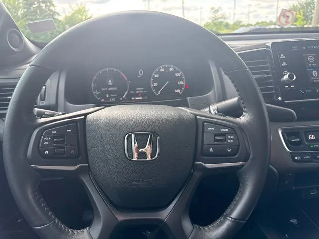 Used 2024 Black Honda RTL image 23