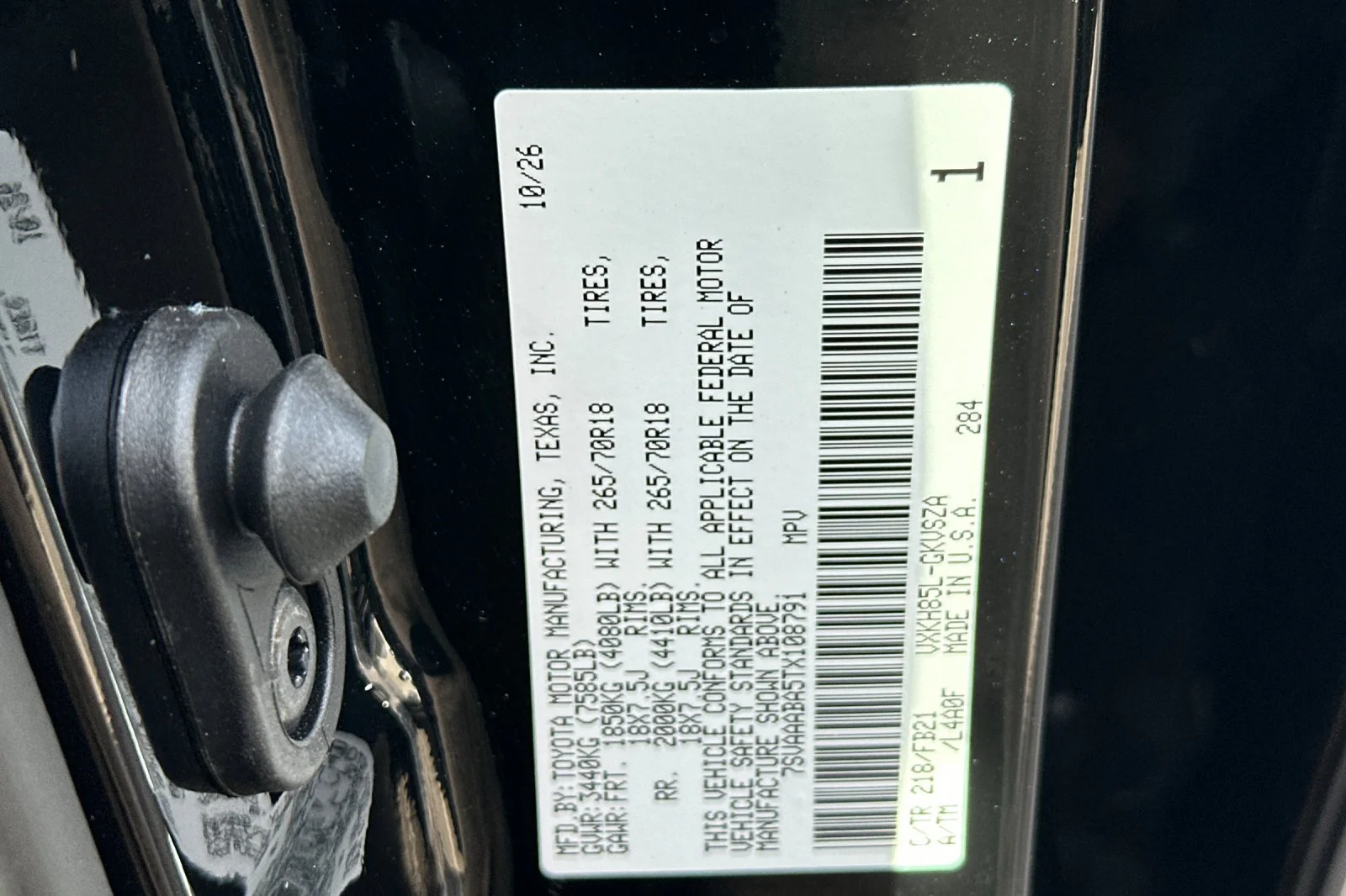 New 2026 Midnight Black Metallic Toyota SR5 image 29