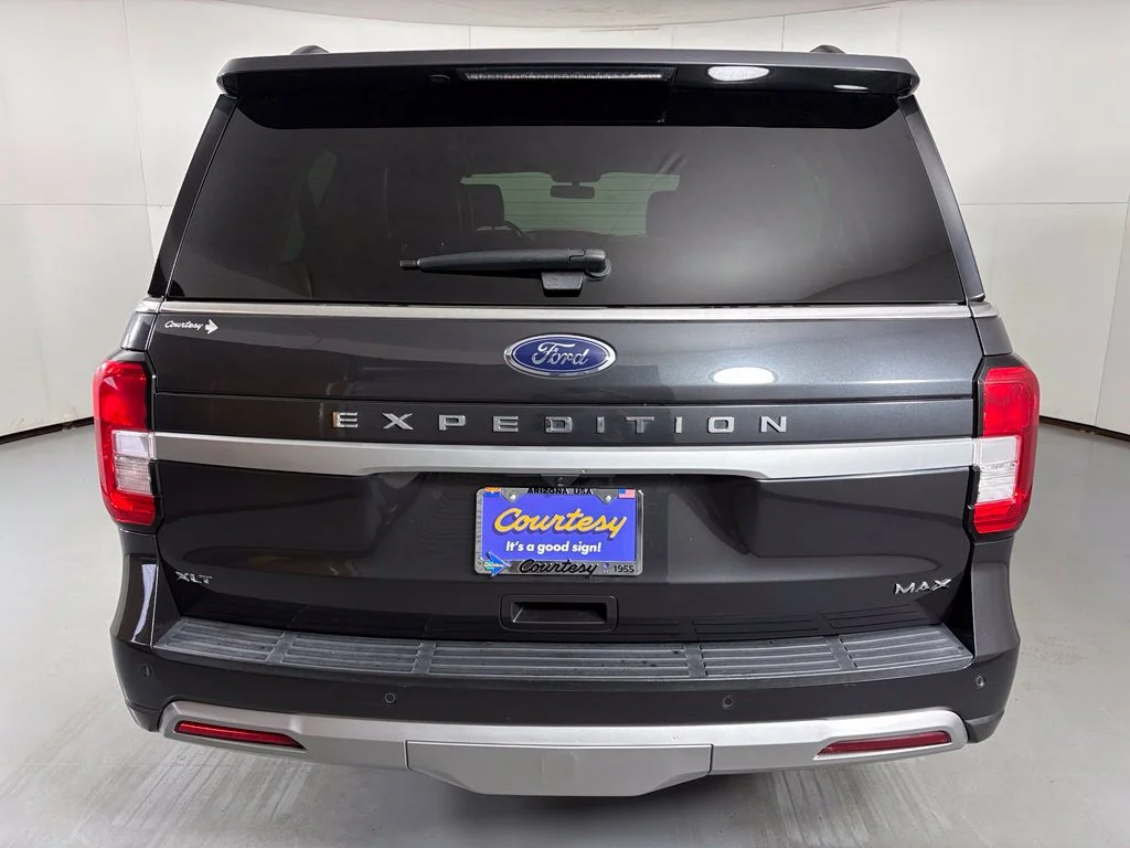 Used 2024 Gray Ford XLT image 7