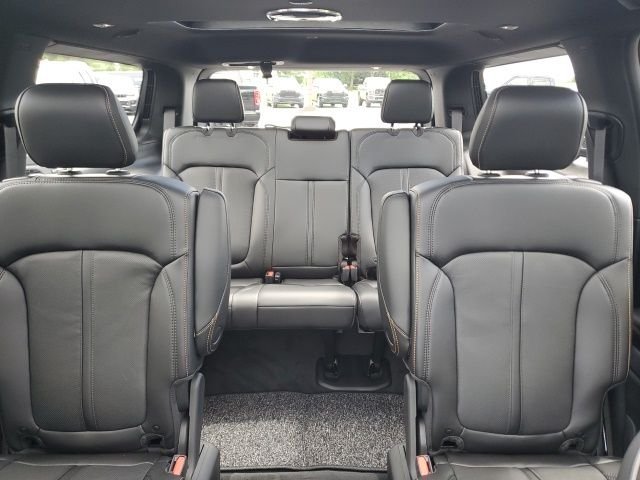 New 2026 Bright White Clear-Coat Exterior Paint Jeep 85th Anniversary Edition image 13