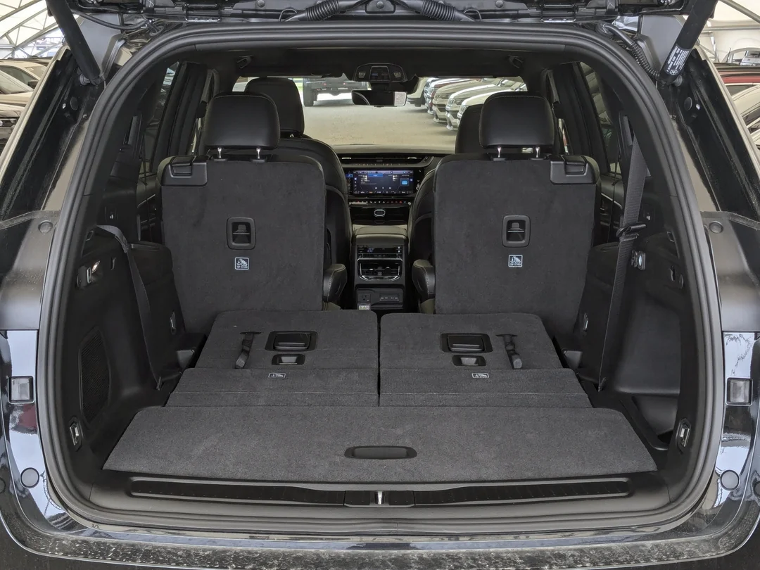 New 2026 Black Jeep 85th Anniversary - - 4x4 - 2.0L Turbo - Dual-Pane Panoramic Sunroof - Trailer Tow Pkg & More! image 32