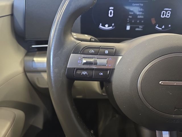 Used 2024 Black Hyundai SEL image 19