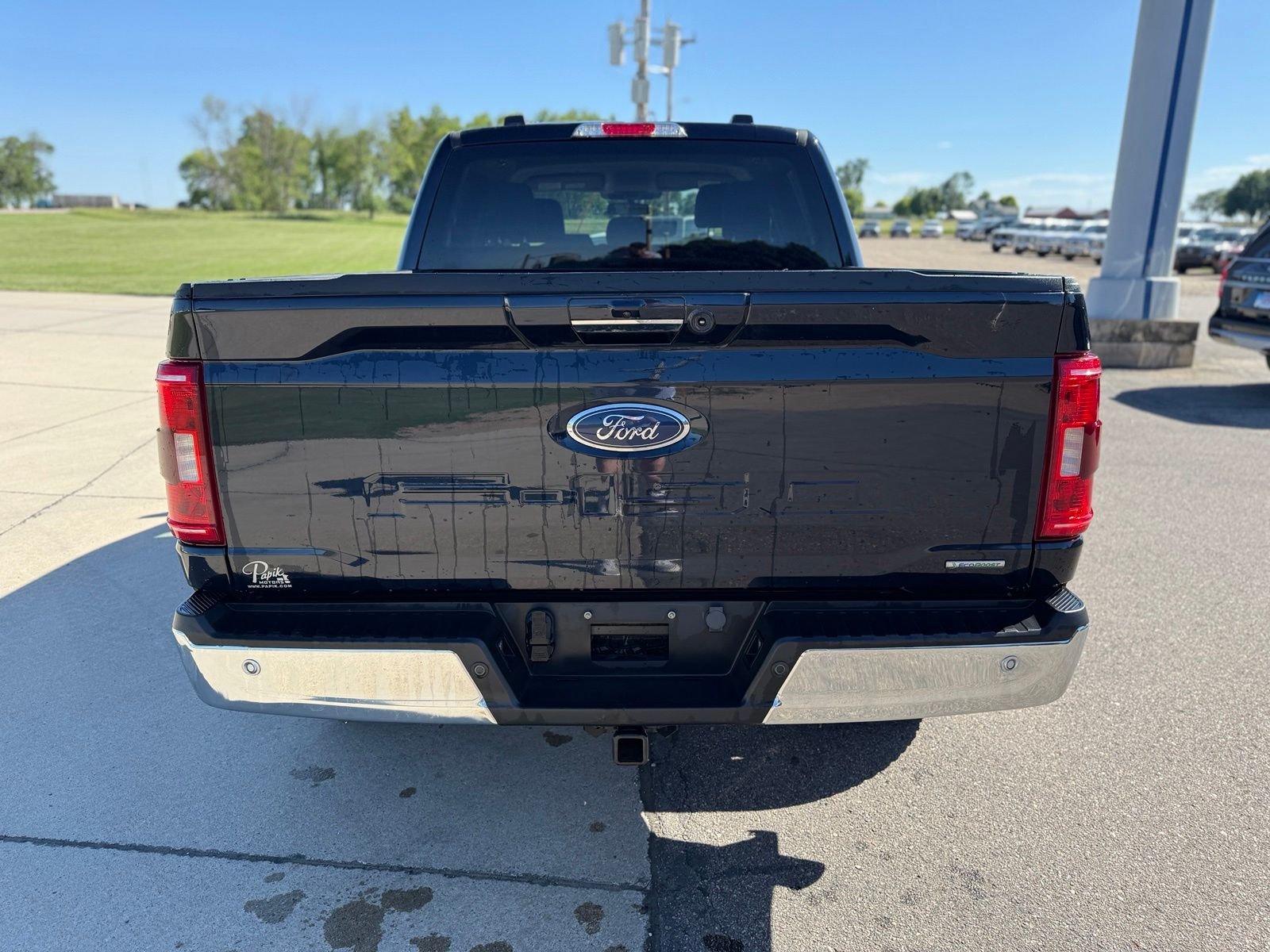 Certified Used 2023 Blue Metallic Ford XLT image 12