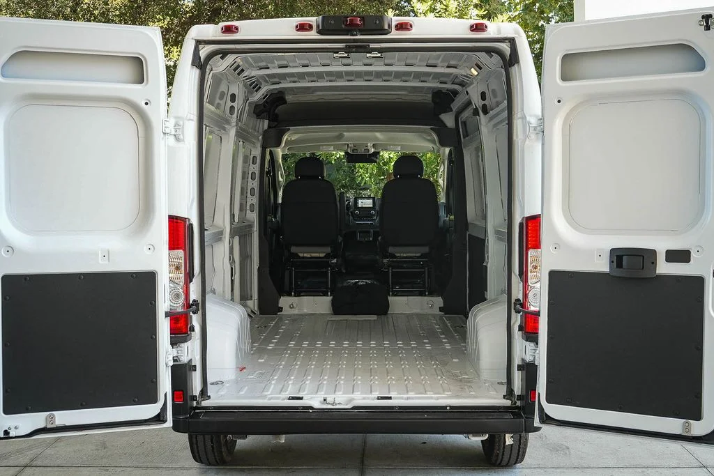 New 2026 Bright White Clear-Coat Exterior Paint RAM High Roof image 23