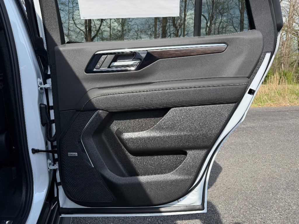 2026 Chevrolet Tahoe Premier - Photo 31
