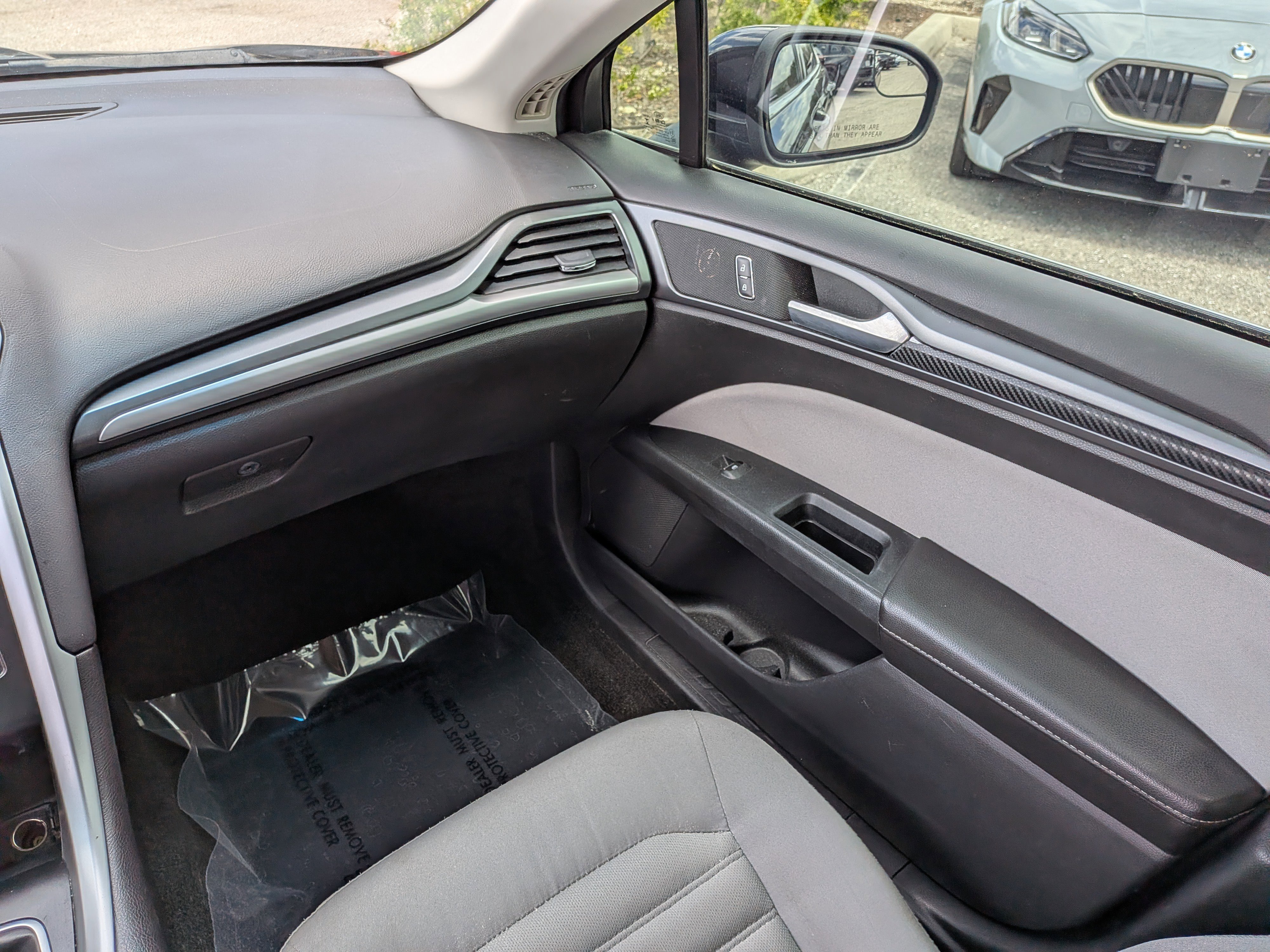 2015 Ford Fusion S - Photo 18
