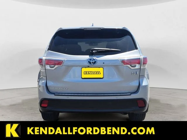 Used 2014 Silver Toyota Limited image 4