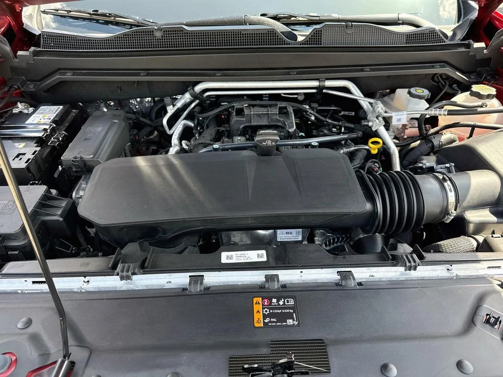 Used 2026 Red Chevrolet ZR2 image 37