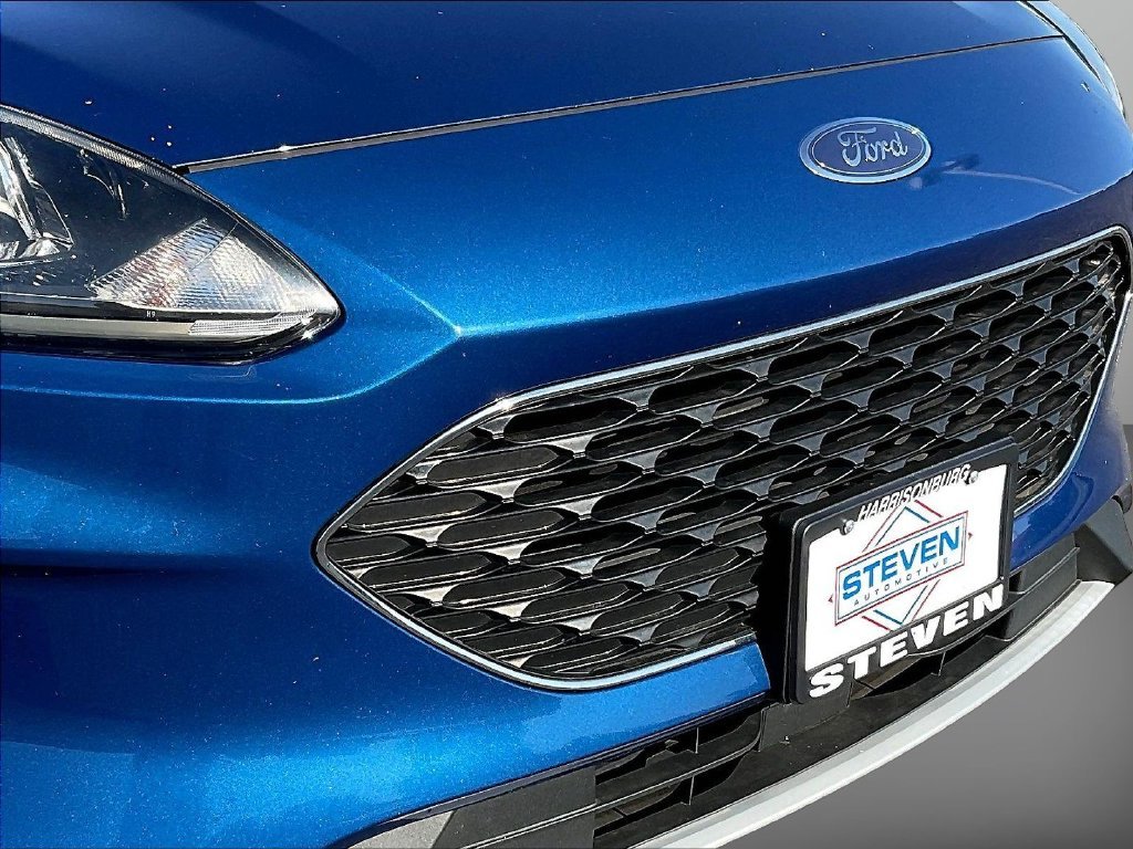 Used 2022 Blue Ford SEL image 37