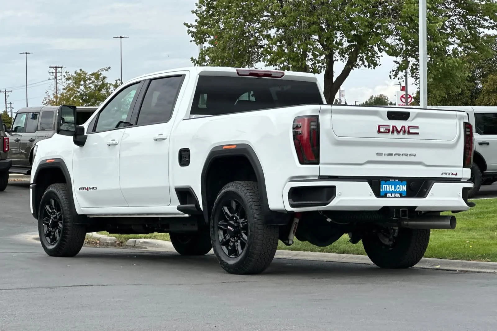 Certified Used 2025 Summit White GMC AT4 image 6