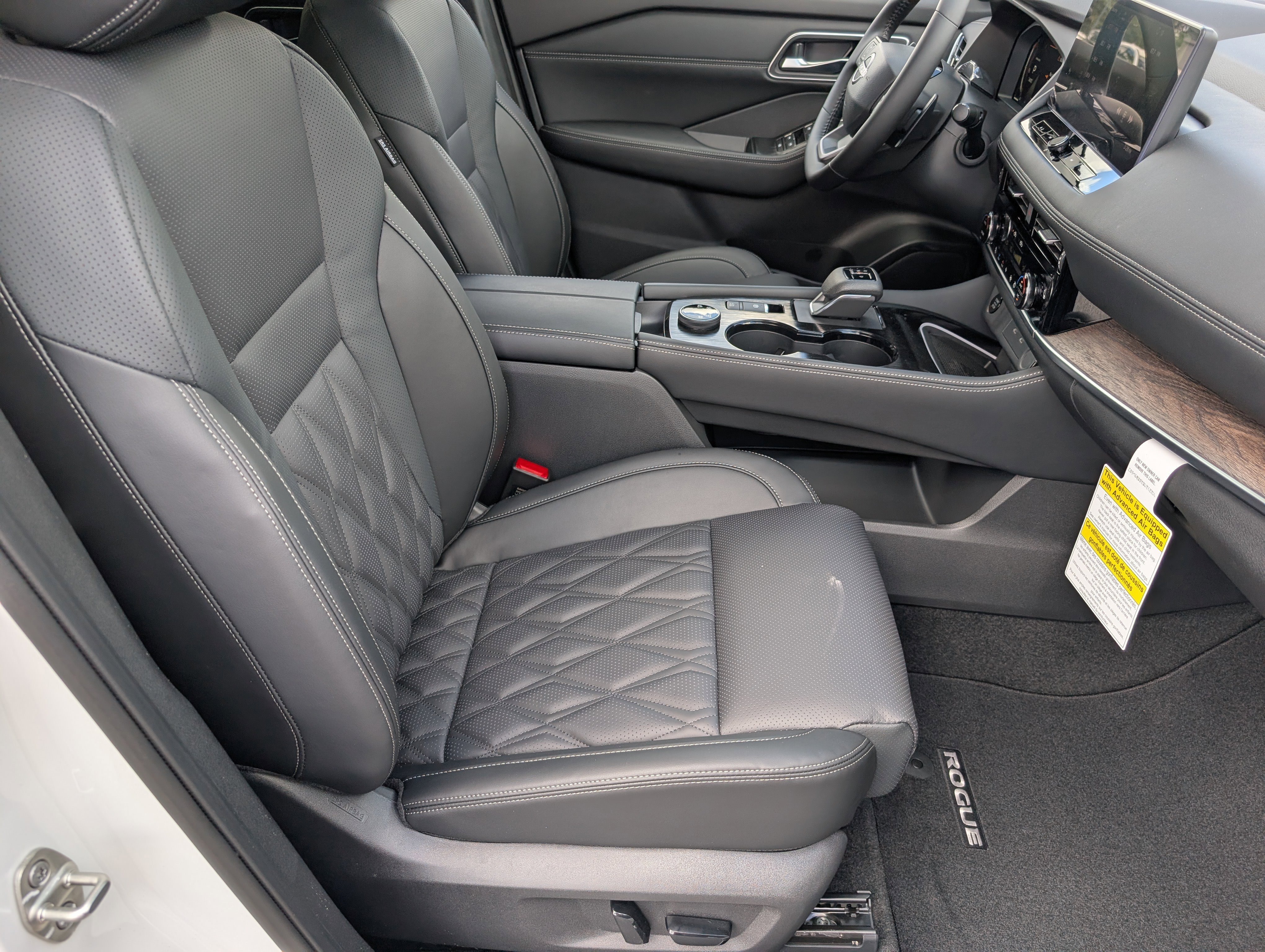 New 2026 Everest White Pearl TriCoat Nissan Platinum image 28