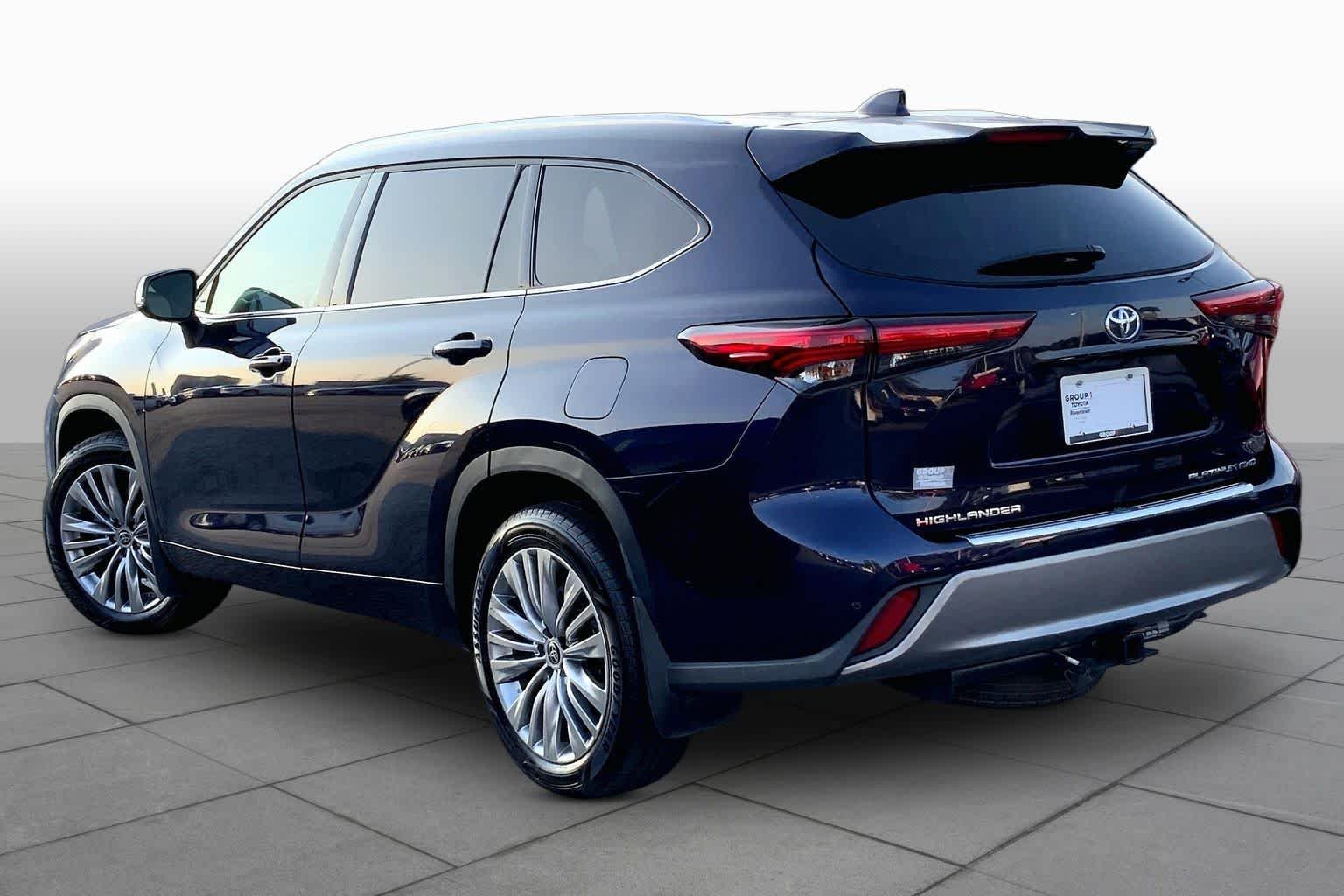 Used 2022 Blueprint Toyota Platinum image 11