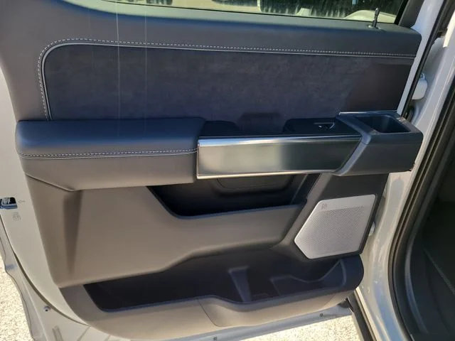 New 2026 Avalanche Ford Platinum image 11