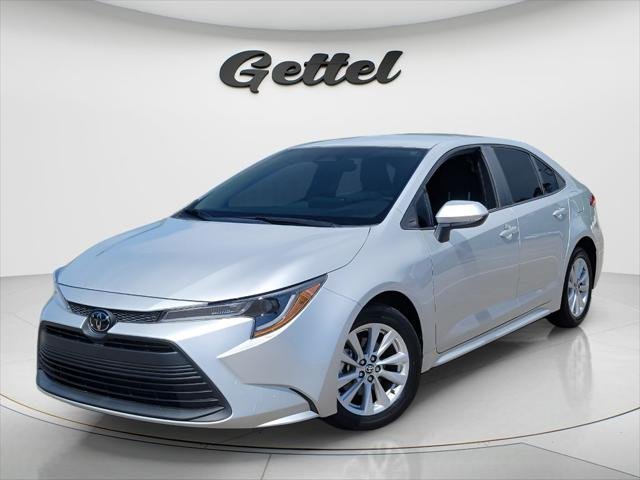 Certified Used 2025 SILVER ME. Toyota  image 1