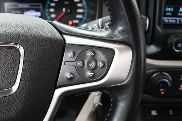 Used 2018 Gray GMC SLT image 30