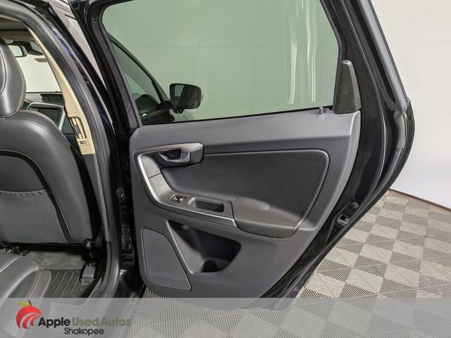 Used 2010 Gray Volvo 3.2 image 34